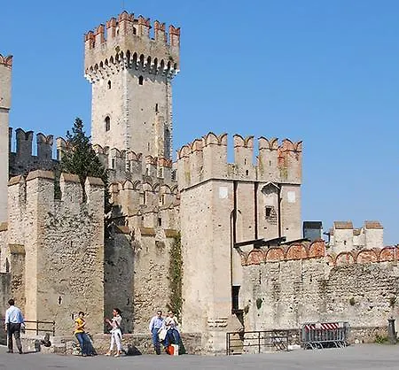 Perla Sirmione